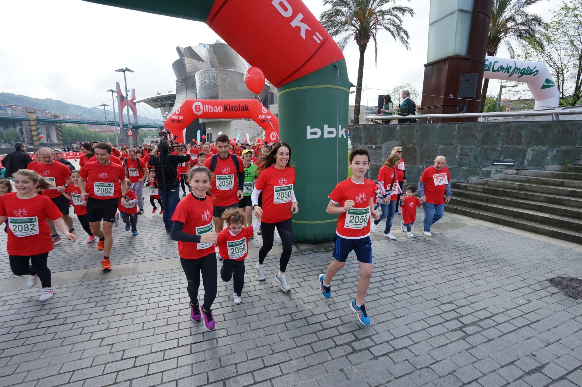 Foto 6 de la Carrera Familiar de Bilbao 2016