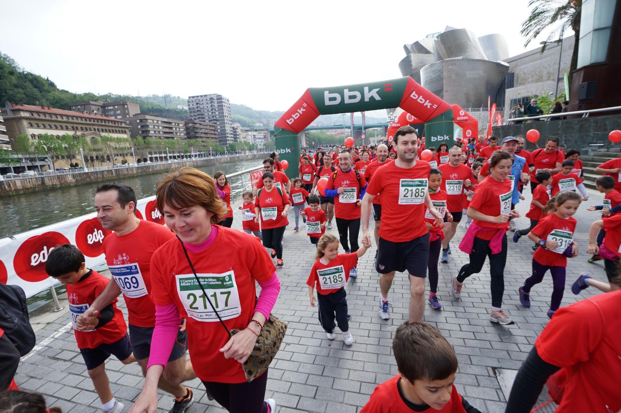 Foto 18 de la Carrera Familiar de Bilbao 2016