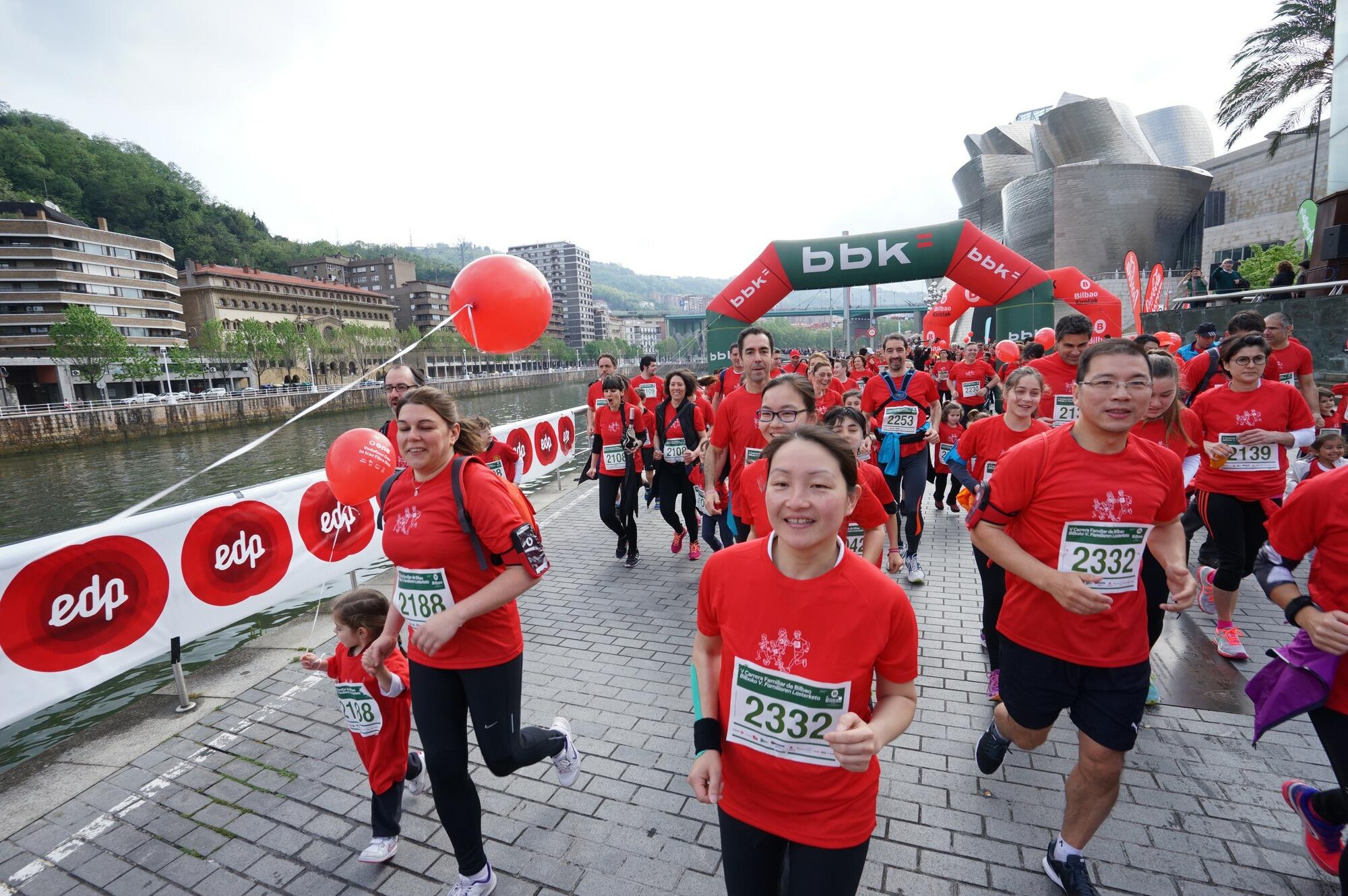 Foto 26 de la Carrera Familiar de Bilbao 2016