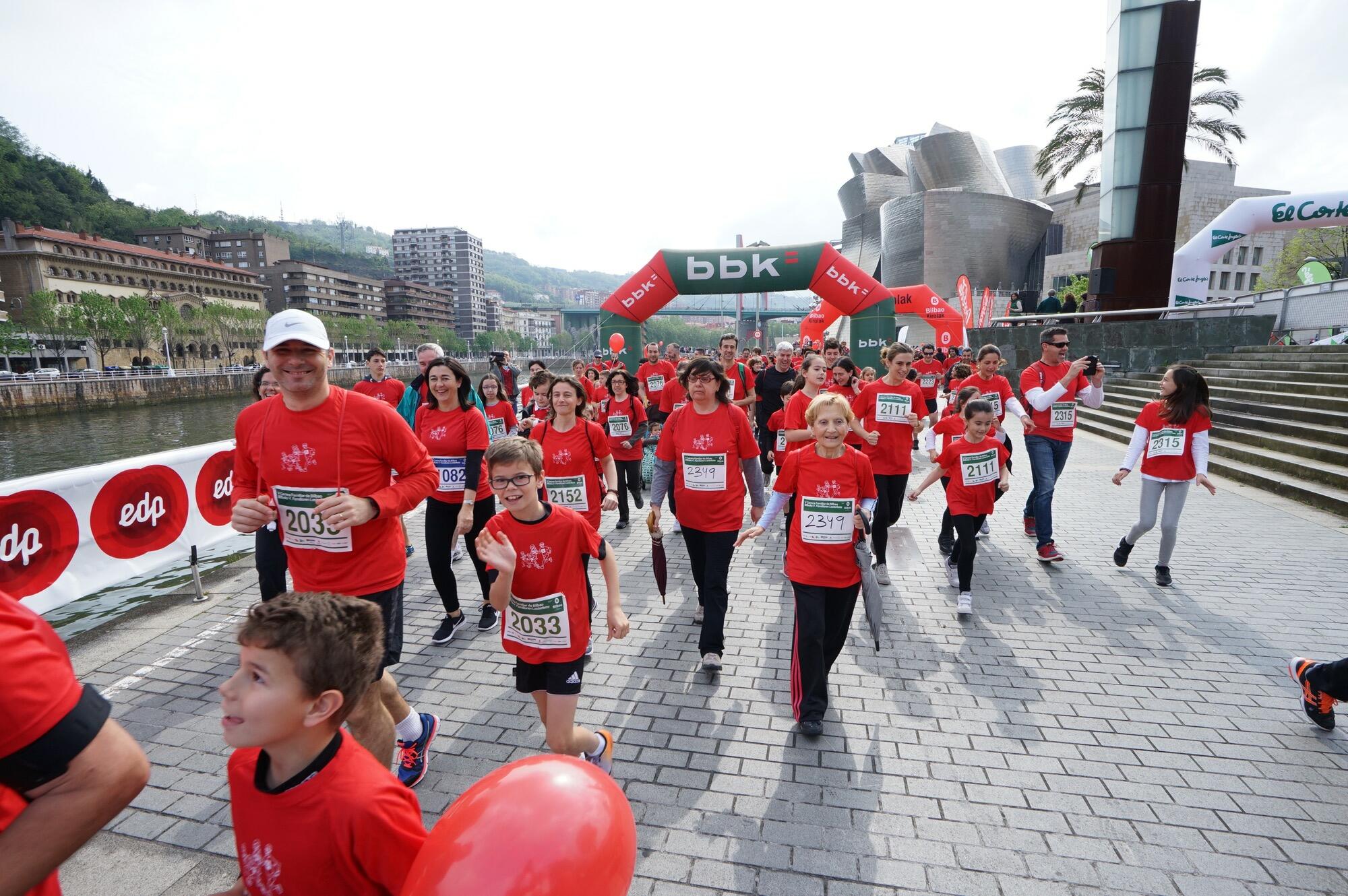 Foto 174 de la Carrera Familiar de Bilbao 2016