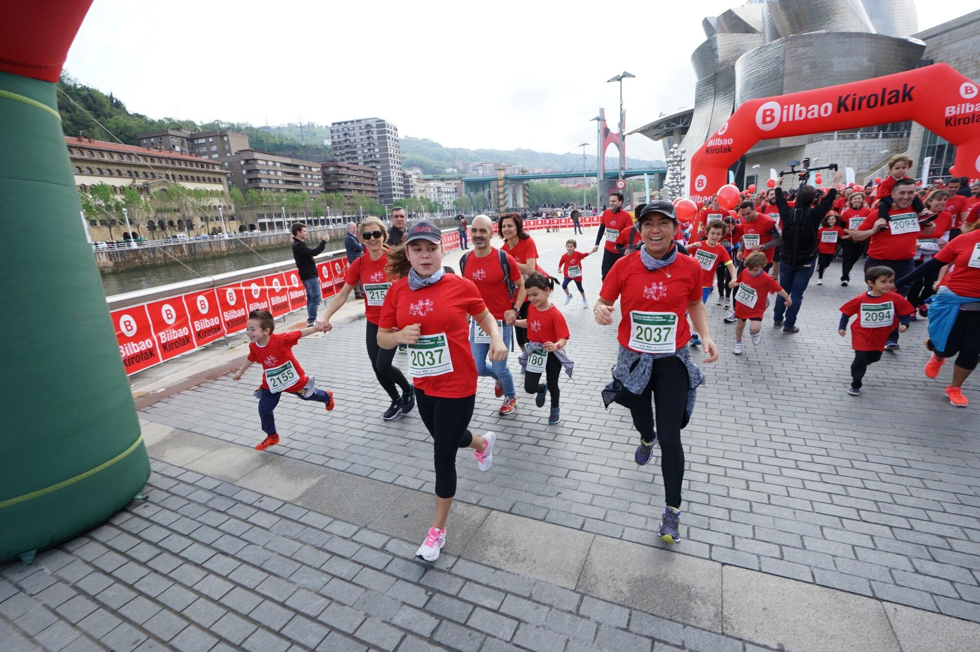Foto 247 de la Carrera Familiar de Bilbao 2016
