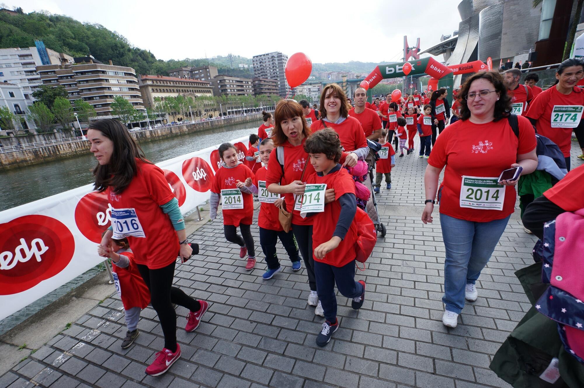 Foto 404 de la Carrera Familiar de Bilbao 2016