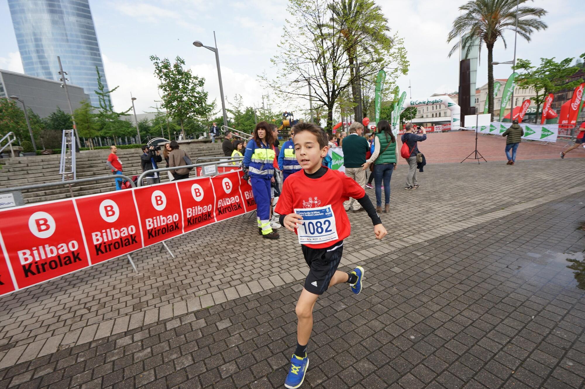 Foto 509 de la Carrera Familiar de Bilbao 2016