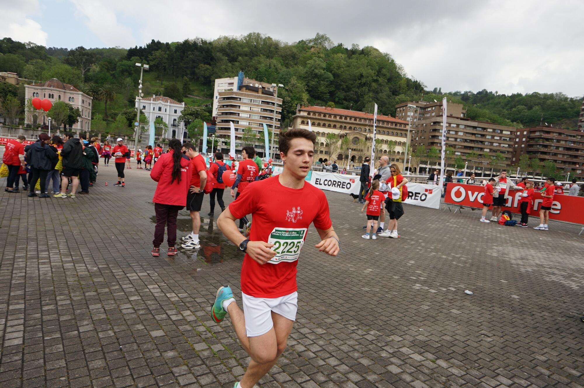 Foto 811 de la Carrera Familiar de Bilbao 2016