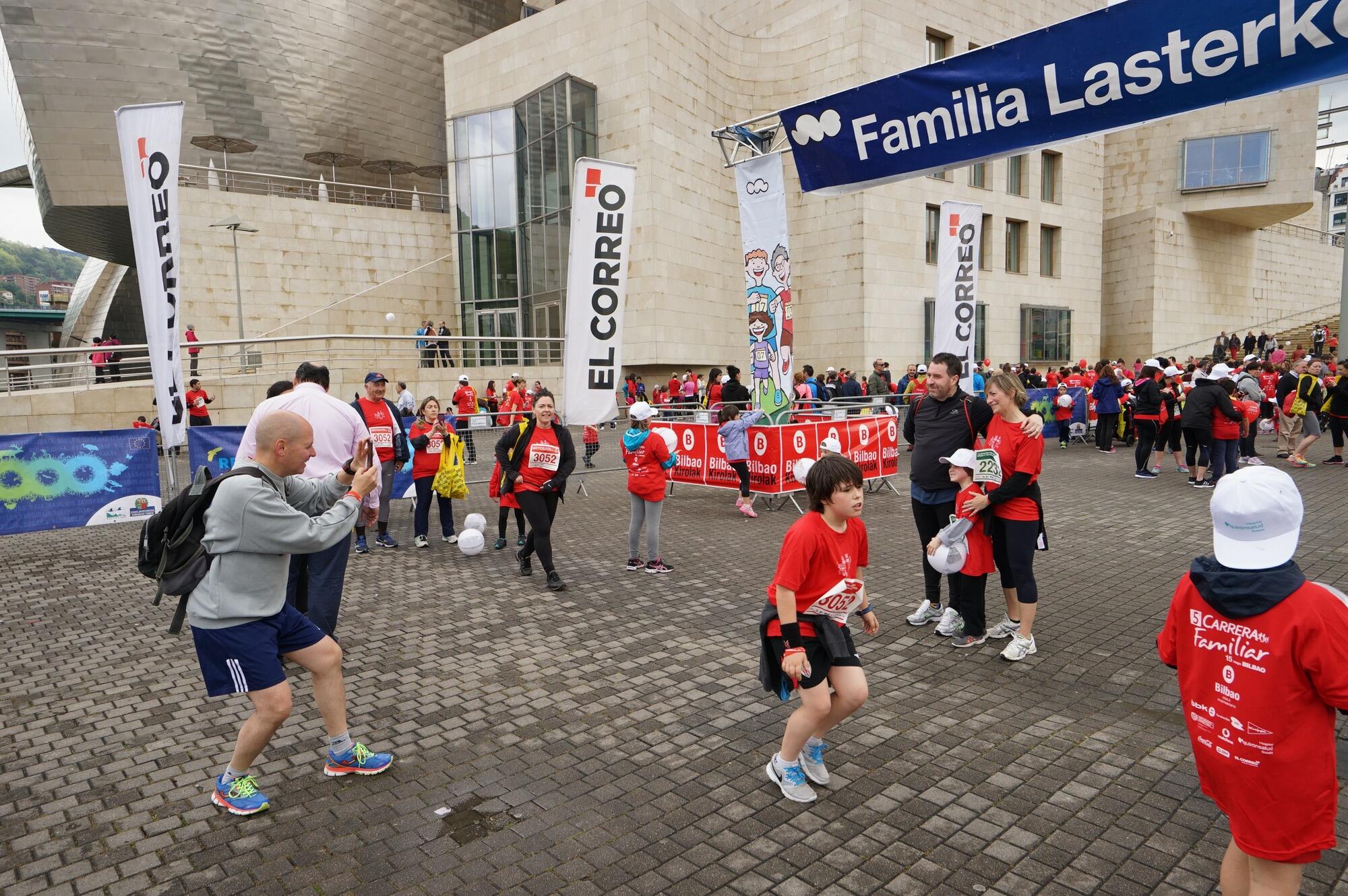 Foto 881 de la Carrera Familiar de Bilbao 2016