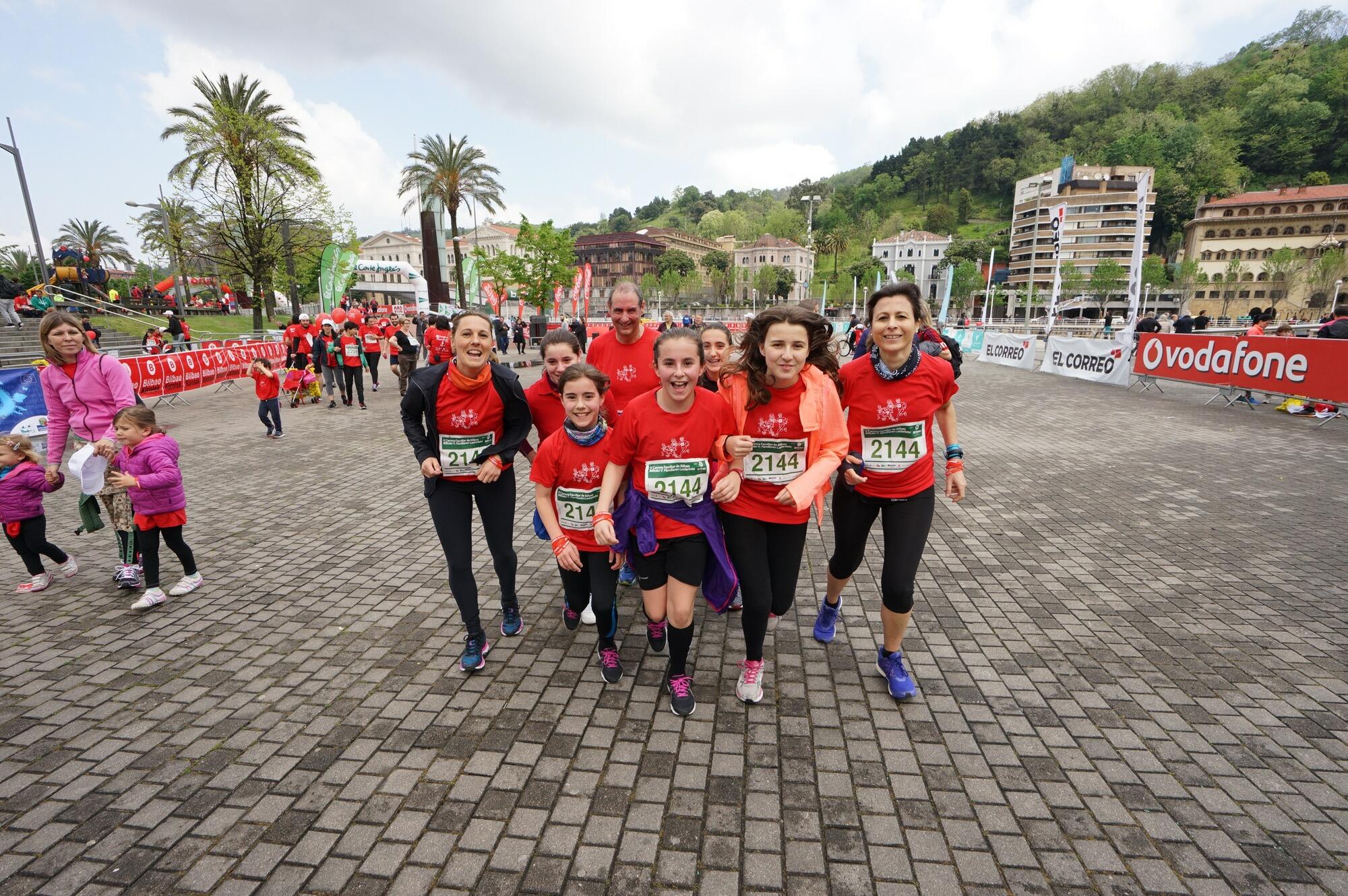 Foto 123 de la Carrera Familiar de Bilbao 2016