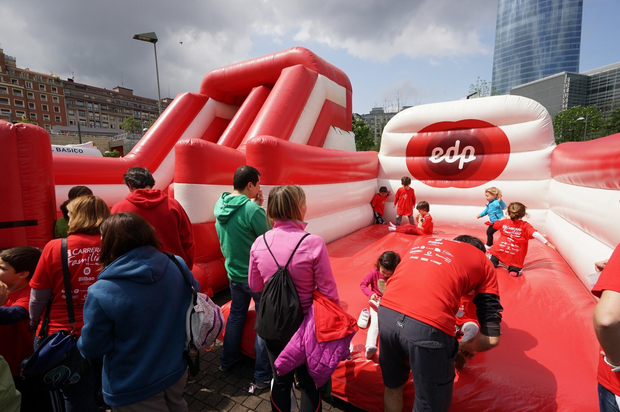 Foto 102 de la Carrera Familiar de Bilbao 2016