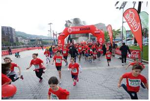 Foto 239 de la Carrera Familiar de Bilbao 2016