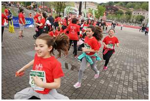 Foto 130 de la Carrera Familiar de Bilbao 2016