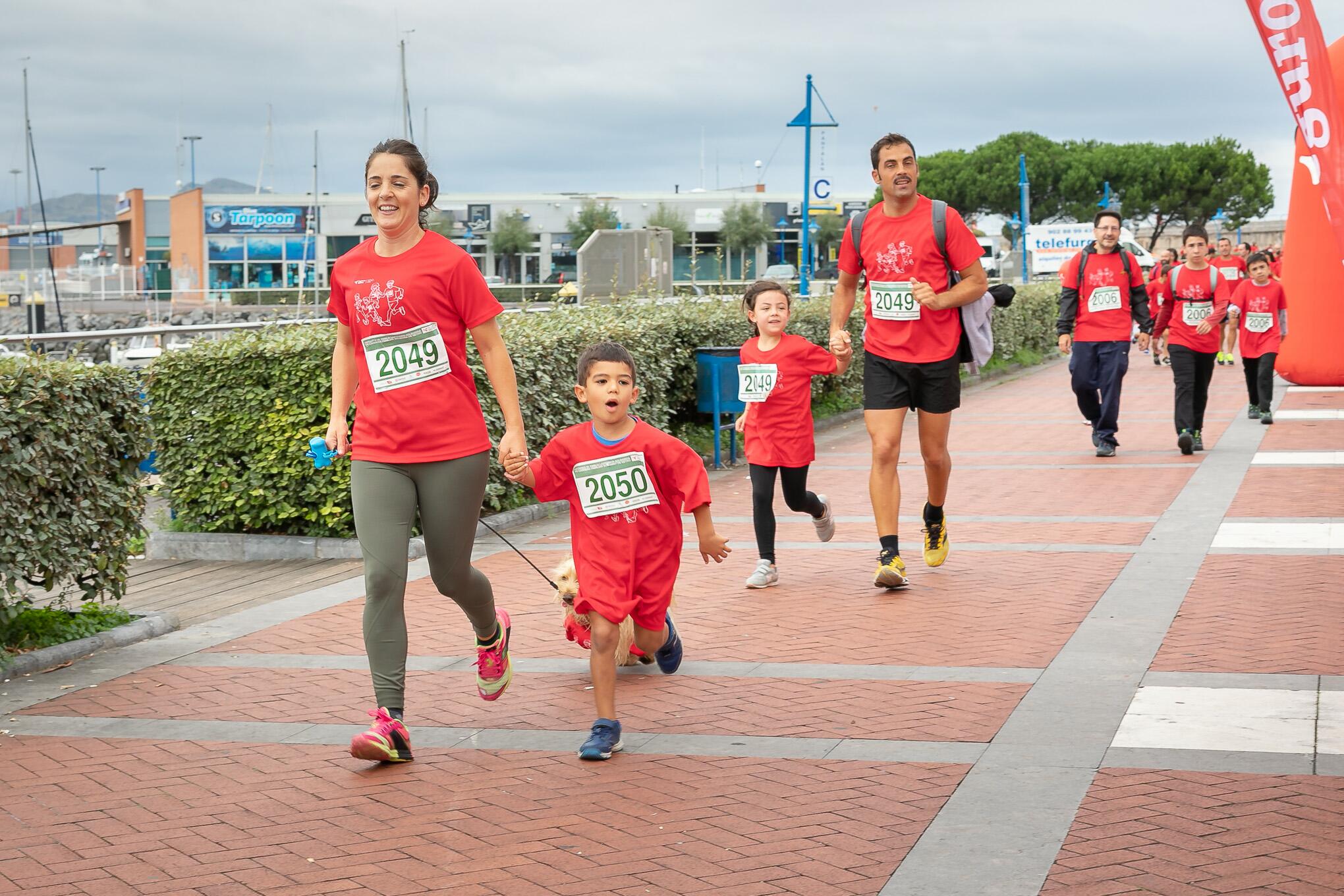 Foto 99 de la Carrera Familiar de Getxo 2019